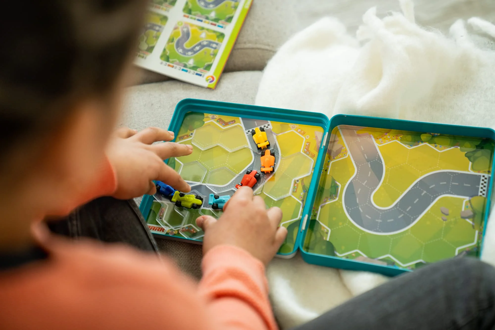 Pole Position Metal Box Travel Game with 48 Challenges for Ages 7+ - Image 5
