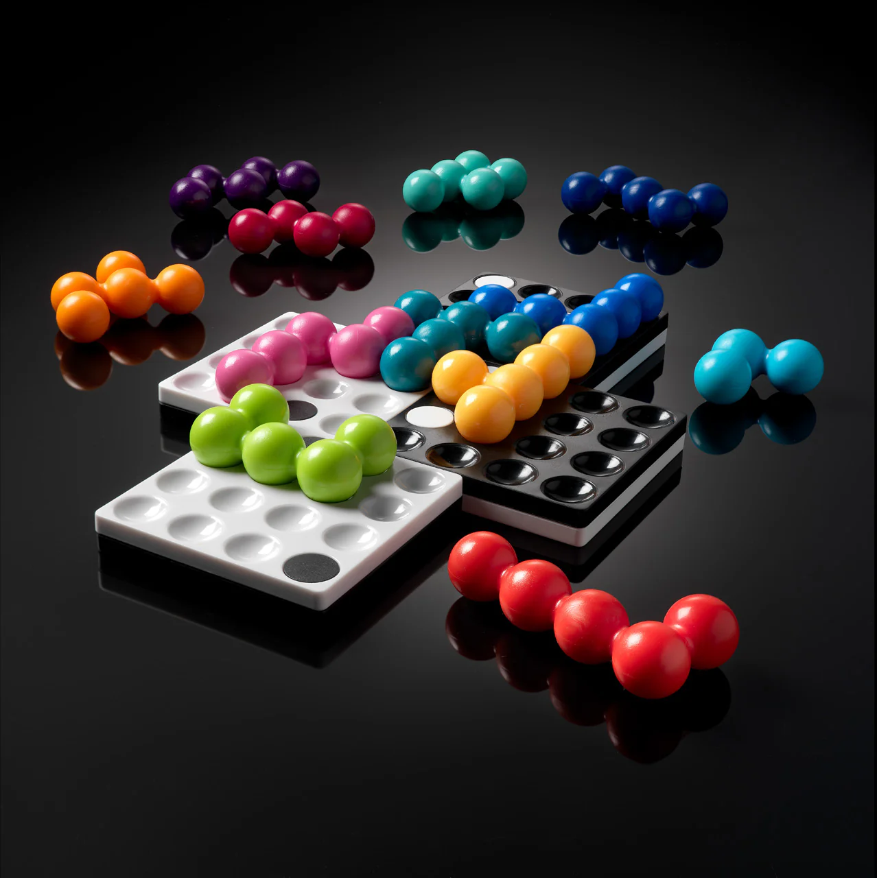 Quadrillion Magnetic Puzzle Game for Ages 7+ - Image 7